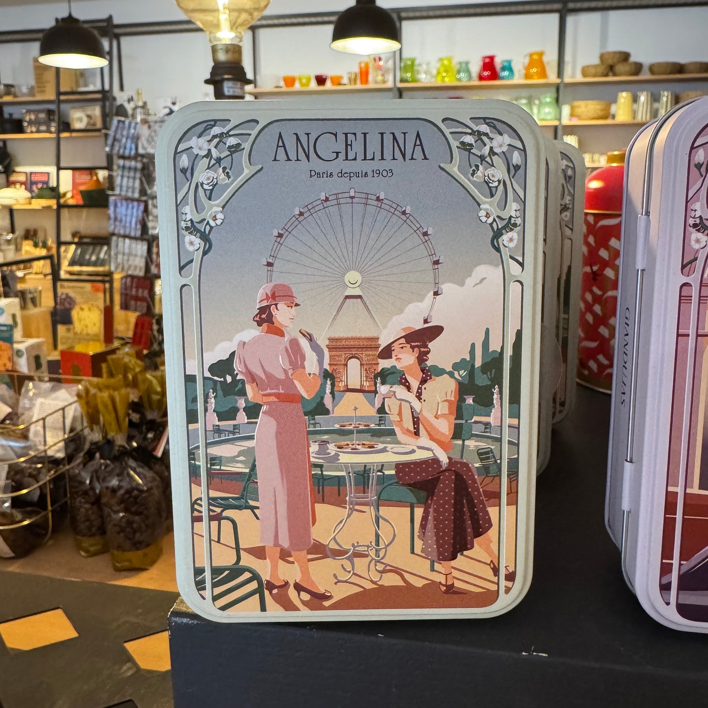 Boîte de Crêpes-Dentelle au Chocolat Noir