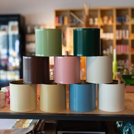 Bougie d’extérieur en métal coloré – 90h