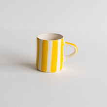 Charger l&#39;image dans la galerie, Tasse à expresso rayée Candy Stripe