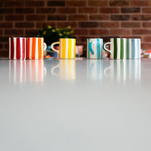 Charger l&#39;image dans la galerie, Tasse à expresso rayée Candy Stripe